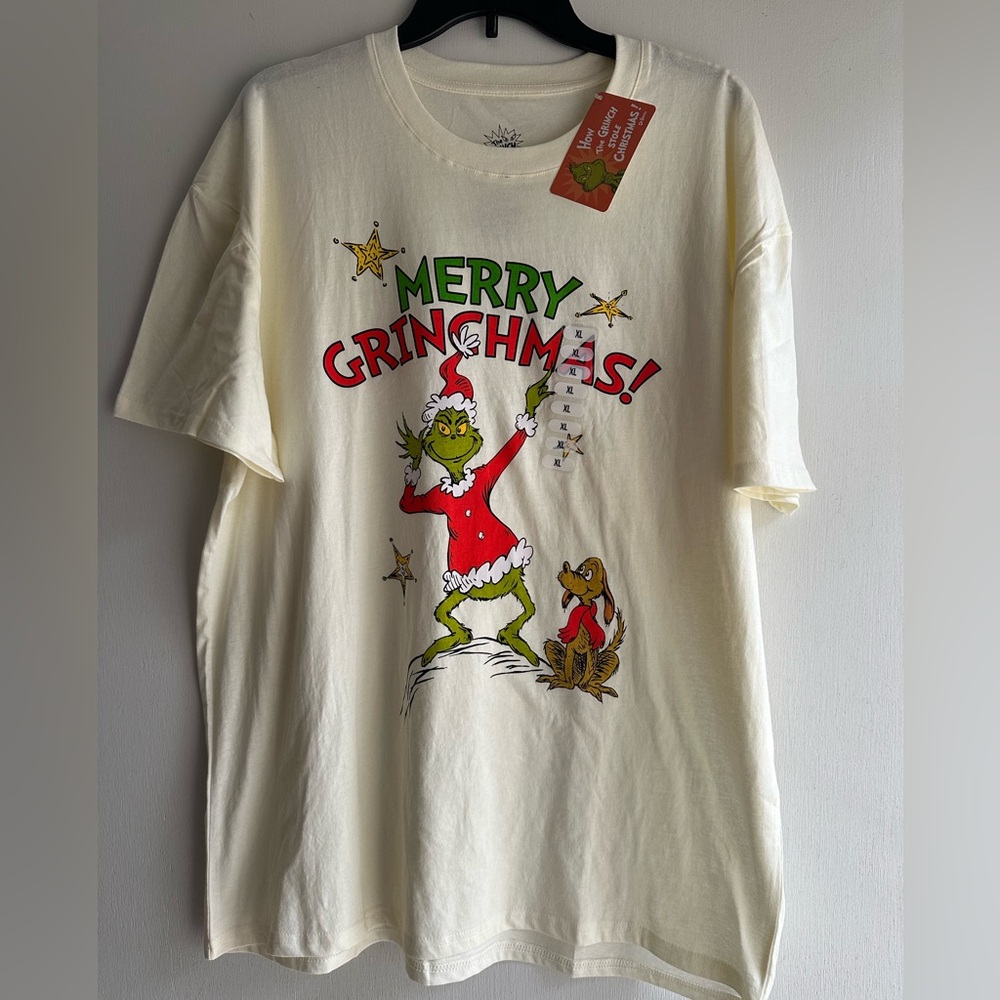Merry Grinchmas T-Shirt NWT - XL